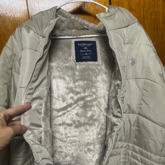 Champagne US Polo 3X puffer jacket - Picture 3 of 3
